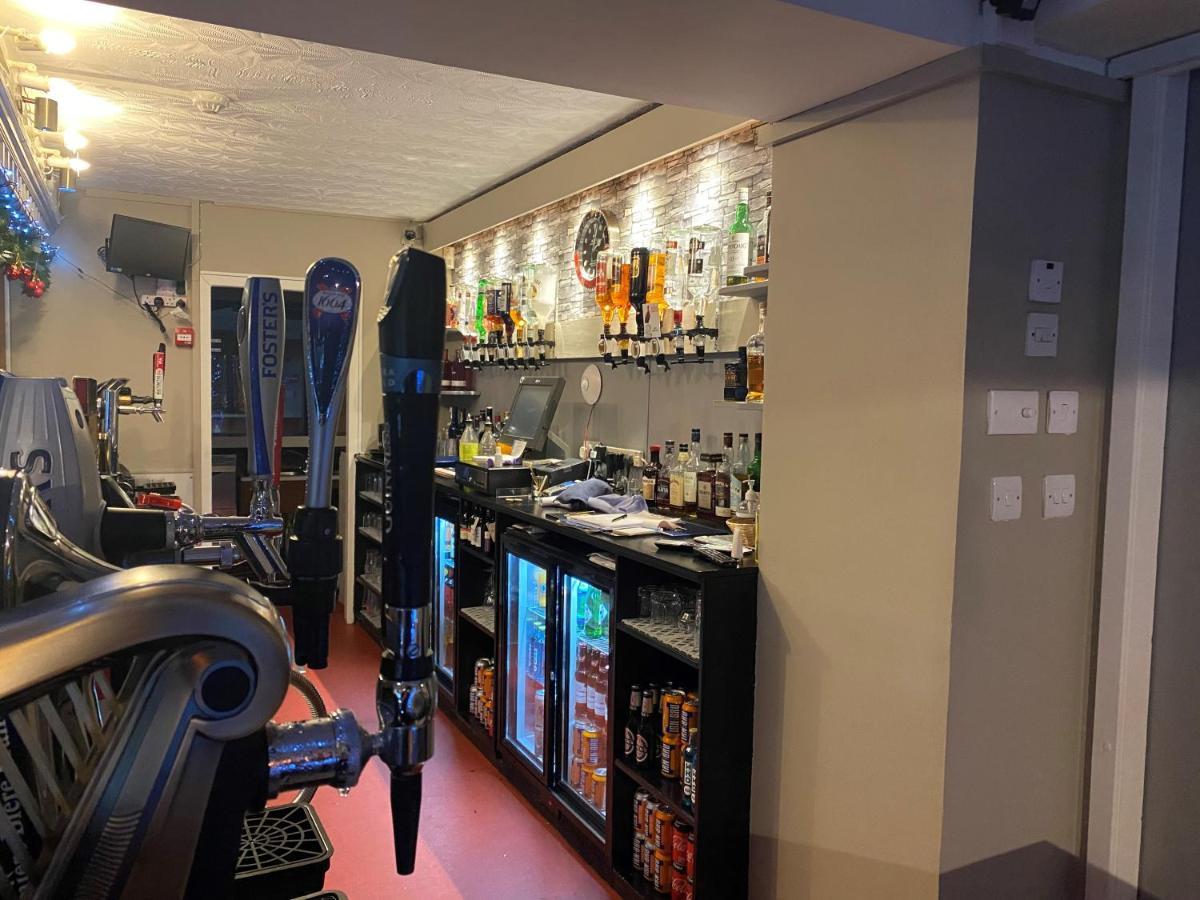 אינברנס Smithton Hotel מראה חיצוני תמונה