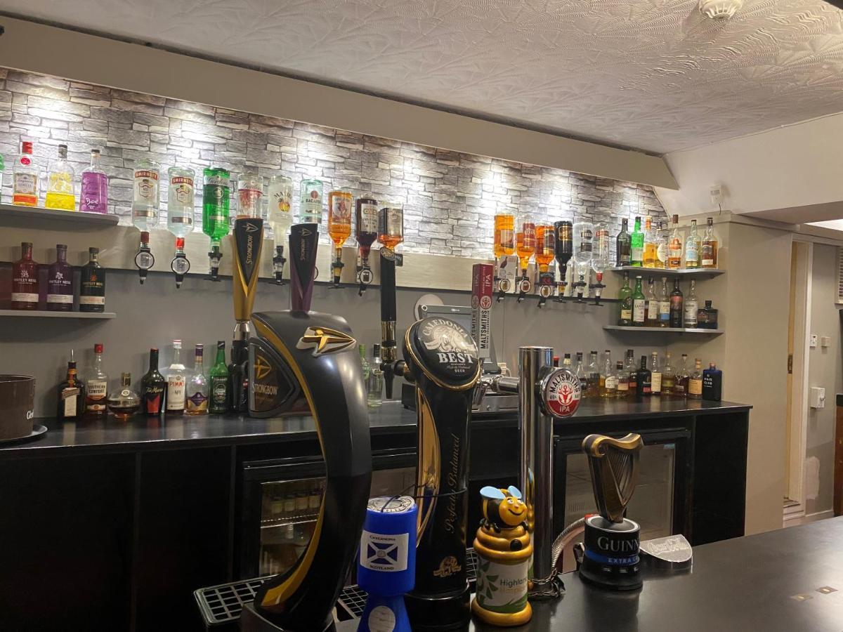 אינברנס Smithton Hotel מראה חיצוני תמונה