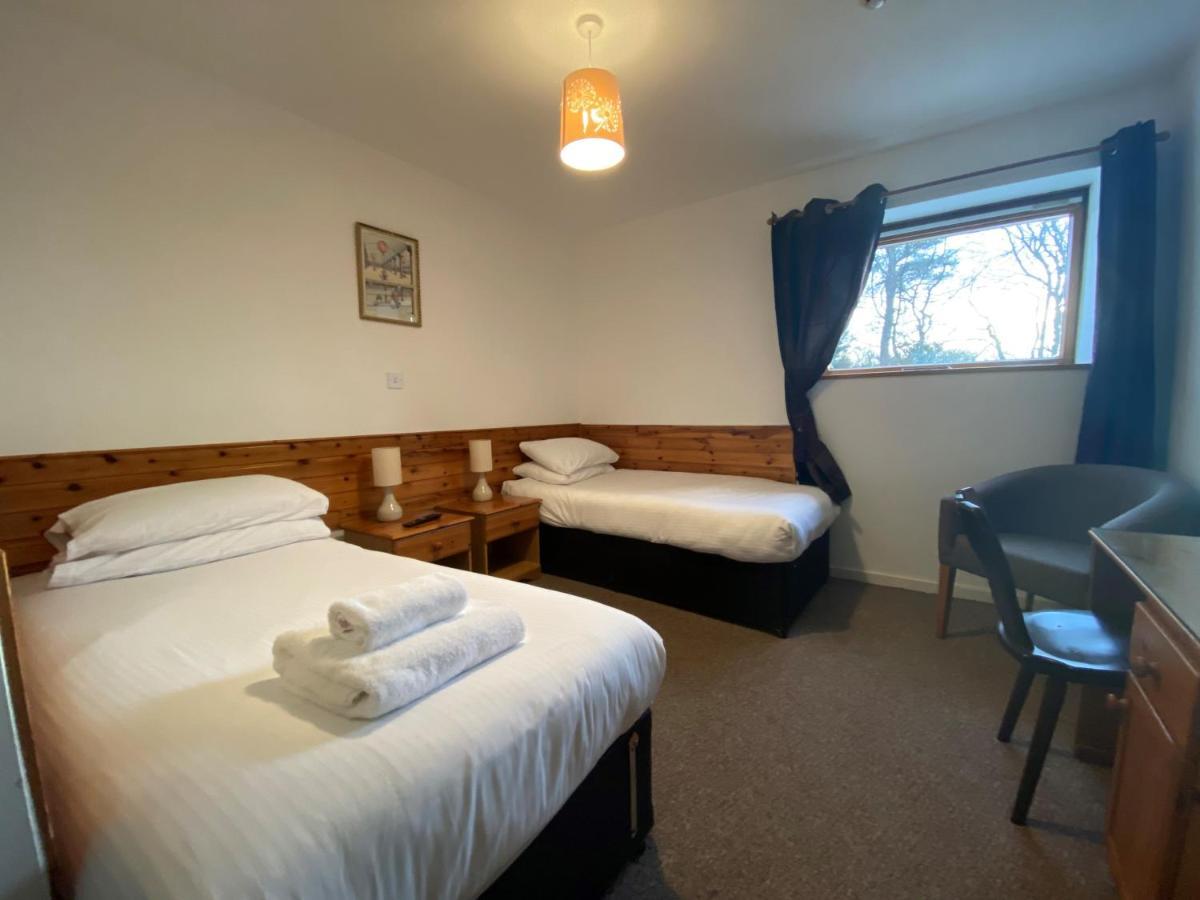 אינברנס Smithton Hotel מראה חיצוני תמונה