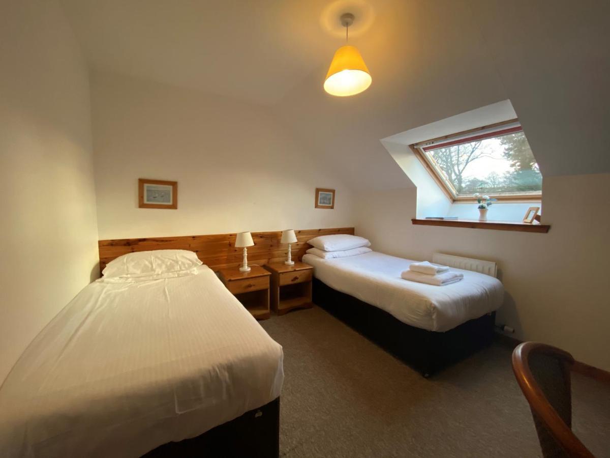 אינברנס Smithton Hotel מראה חיצוני תמונה