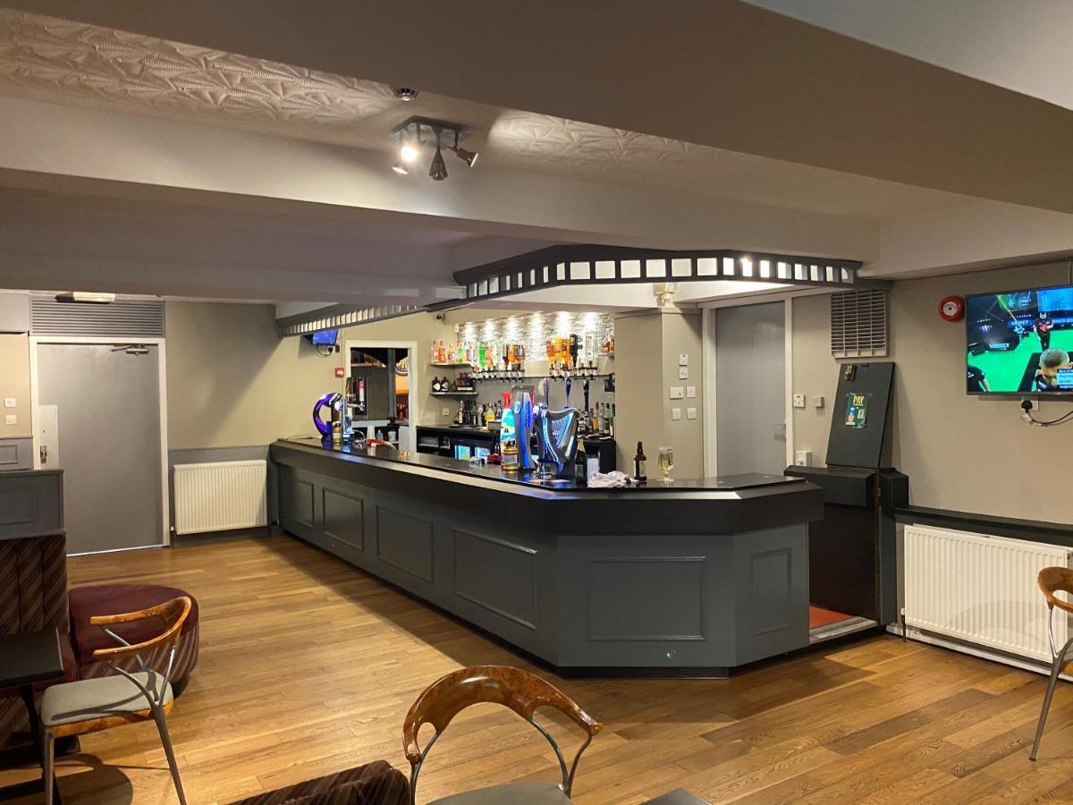 אינברנס Smithton Hotel מראה חיצוני תמונה