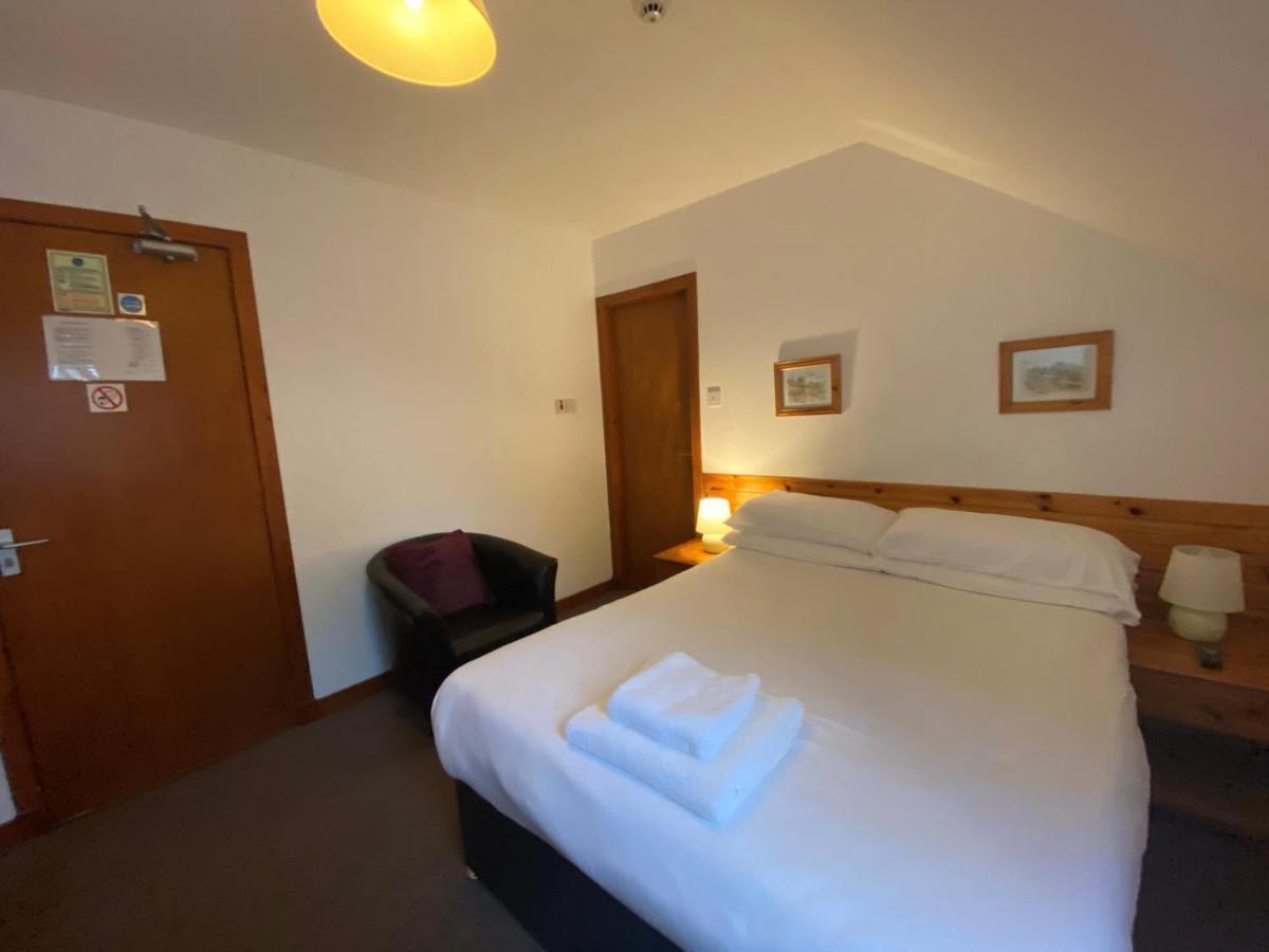אינברנס Smithton Hotel מראה חיצוני תמונה