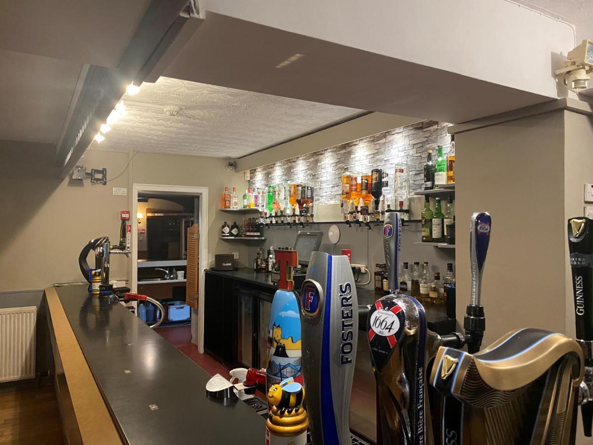 אינברנס Smithton Hotel מראה חיצוני תמונה