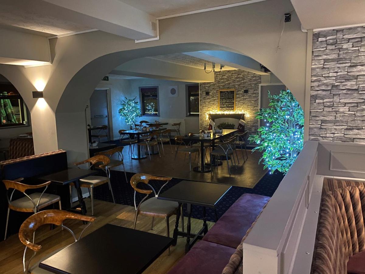 אינברנס Smithton Hotel מראה חיצוני תמונה