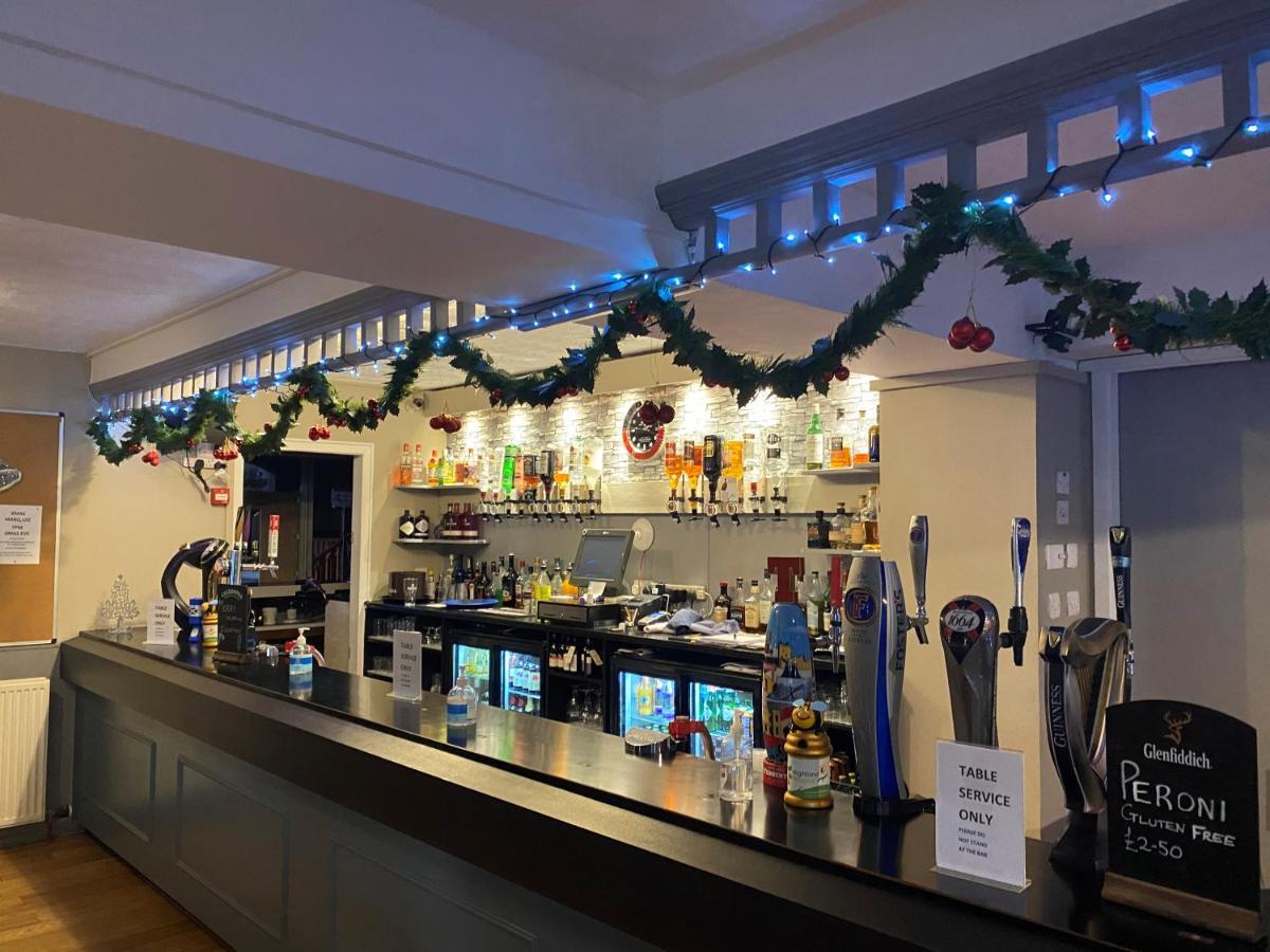 אינברנס Smithton Hotel מראה חיצוני תמונה
