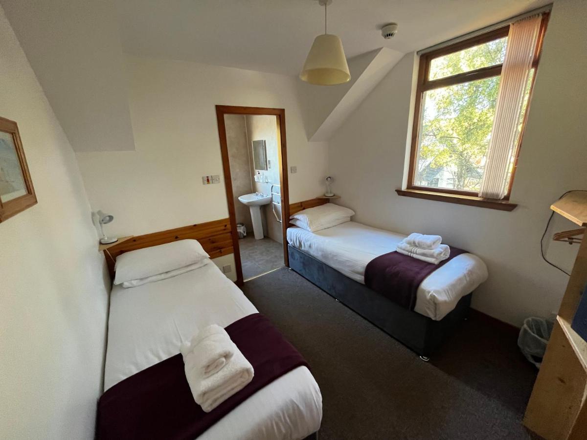 אינברנס Smithton Hotel מראה חיצוני תמונה